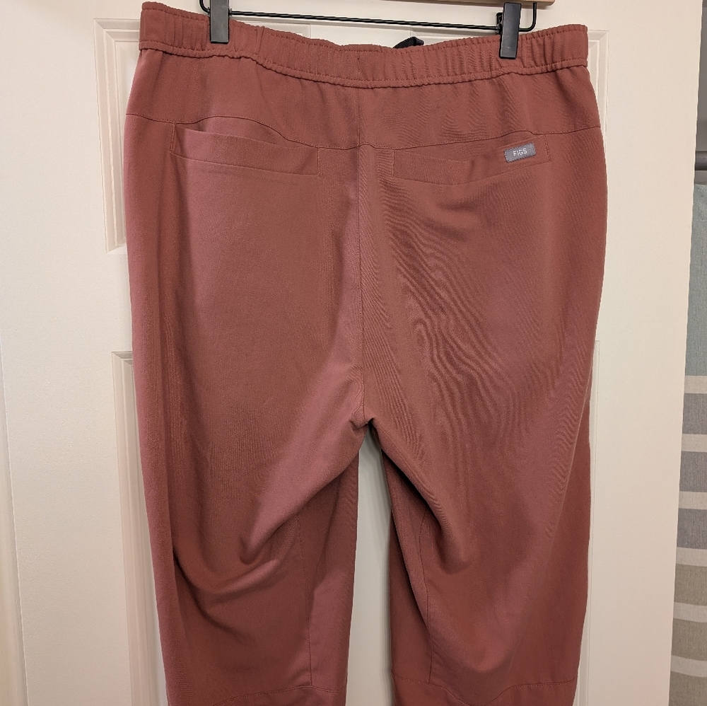 Figs Tansen Jogger Scrub Pants - Picture 3 of 3